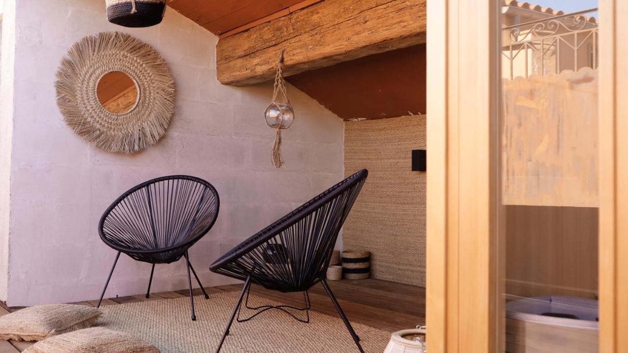 Ennea - Jacuzzi & Luxury Suites (Adults Only) Perpignan Buitenkant foto