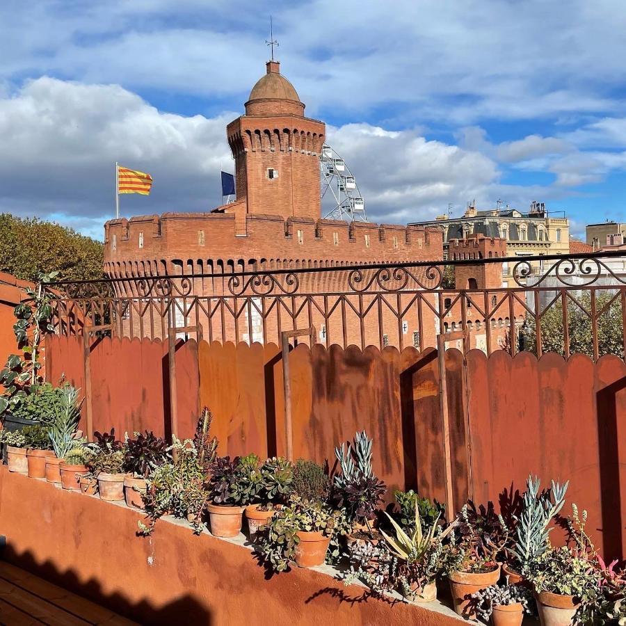 Ennea - Jacuzzi & Luxury Suites (Adults Only) Perpignan Buitenkant foto